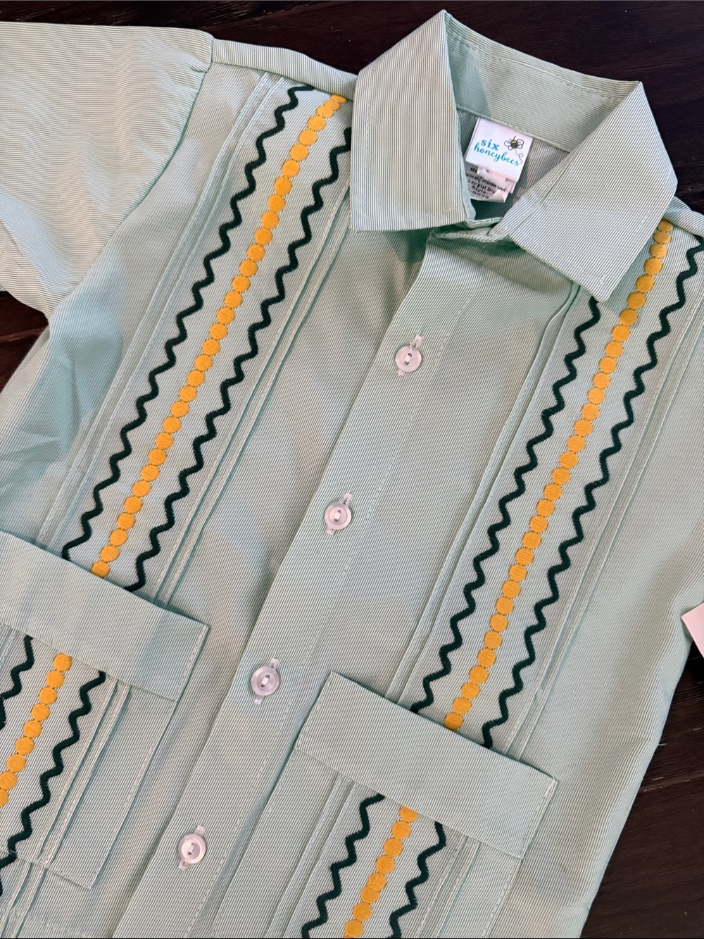Mint Short-Sleeve Embroidered Button-Down Shirt - Picture 4 of 5